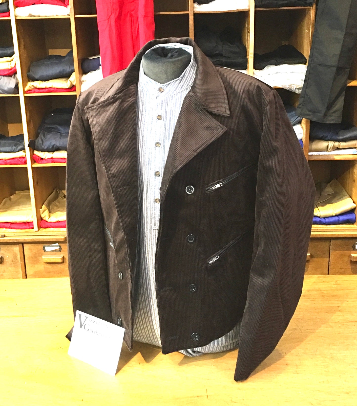Klettervest. (kolenjasje, tuindersjasje, bodejasje "manchester" corduroy werkjasje)